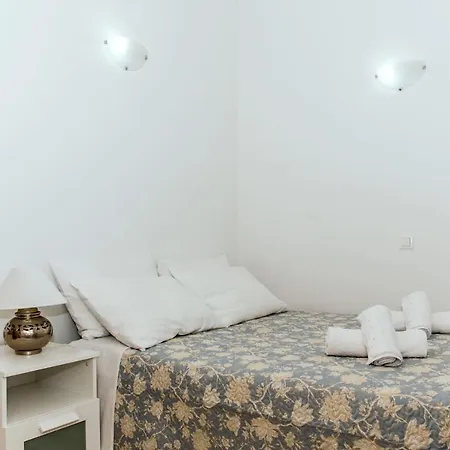 Apartment Nikis