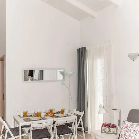 Nikis Apartment *