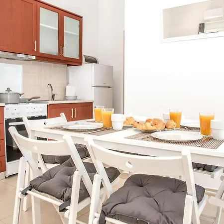 Nikis Apartment *